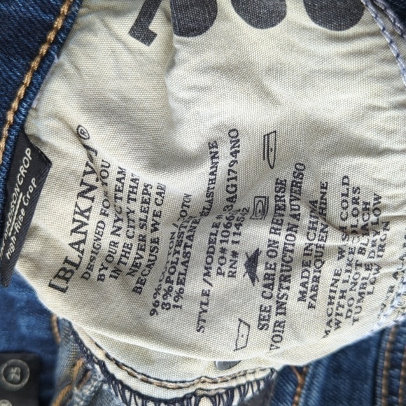 Blank NYC The Madison Crop High-Rise Crop Jeans Size 25 Distressed - Picture 6 of 13